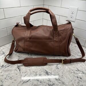Peter Millar Pebbled Leather Weekender Duffel Carry On Bag Brown Shoulder Strap